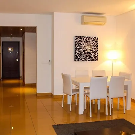 Da Orada T1- A122 Marina De Албуфейра